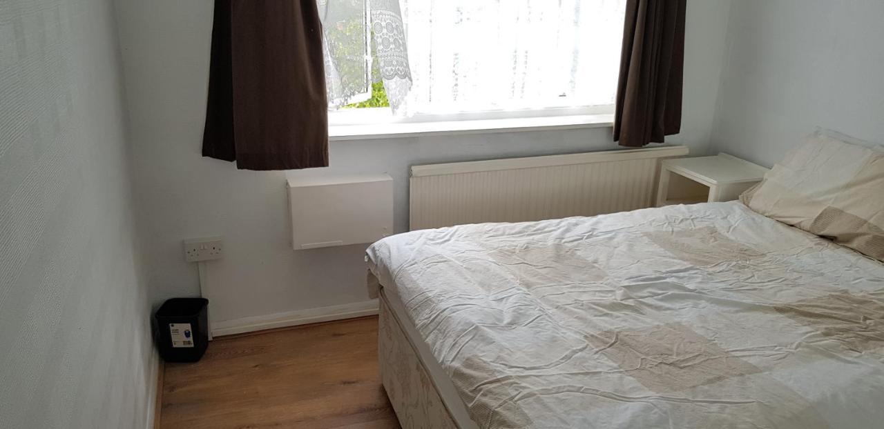 Appartement 61 Baker Street à Luton  Extérieur photo